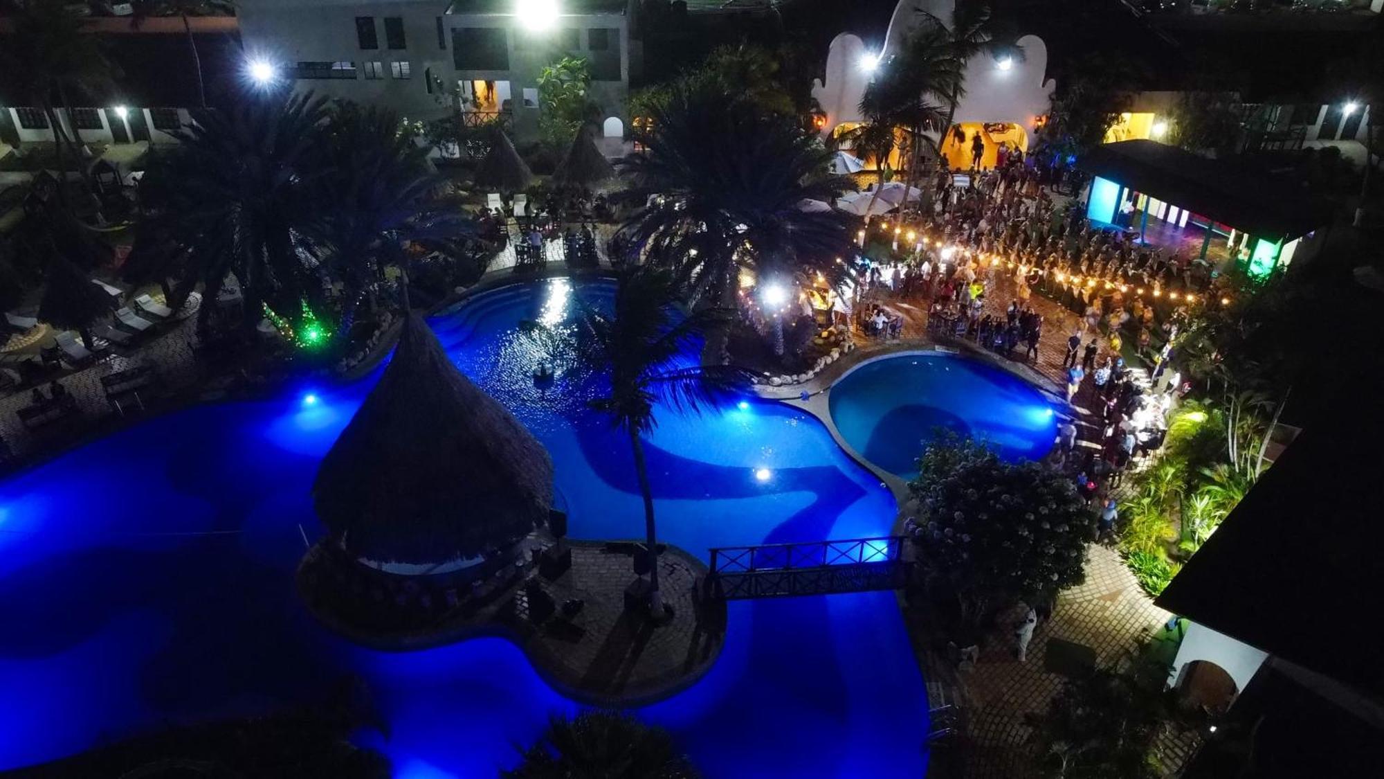 Hotel Margarita Village Porlamar Exterior photo